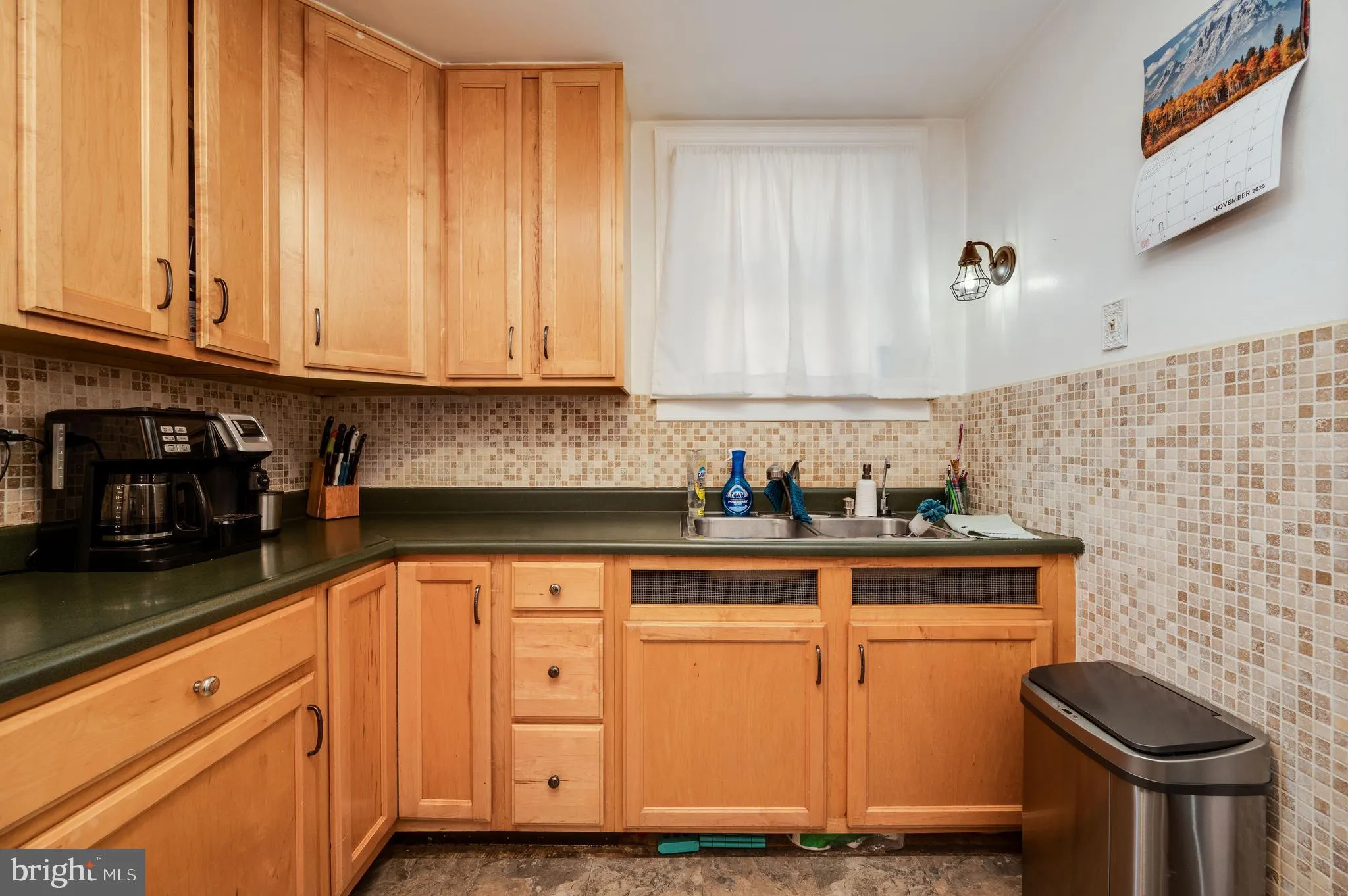 Reading, Pennsylvania 19606, United States, 4 Bedrooms Bedrooms, ,1 BathroomBathrooms,Residential,Coming Soon,235654