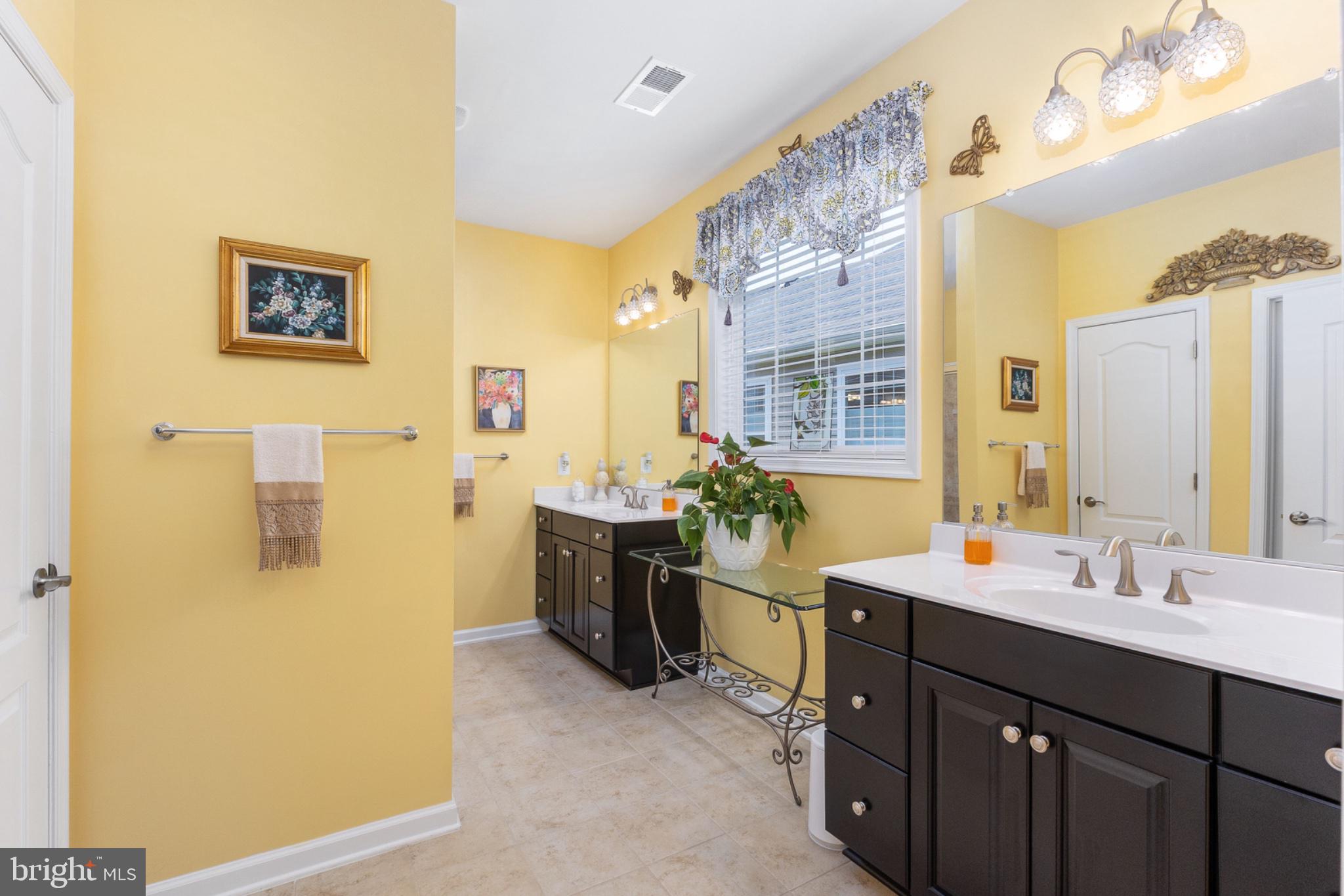 VIRGINIA HERITAGE AT LEE'S PARK - Residential