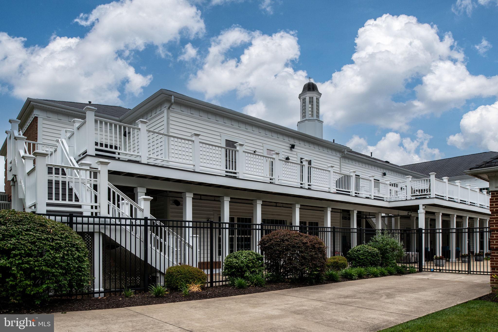 VIRGINIA HERITAGE AT LEE'S PARK - Residential