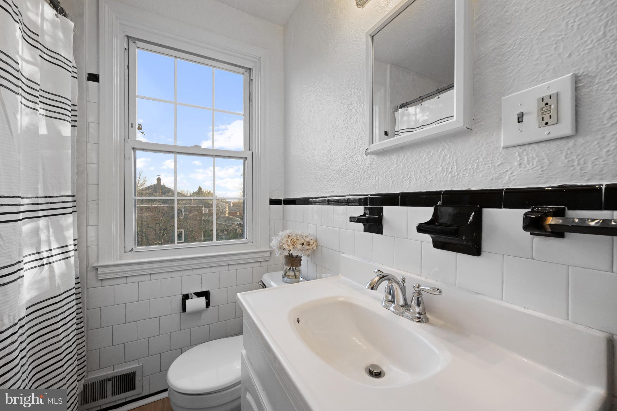 RODGERS FORGE - Residential Lease