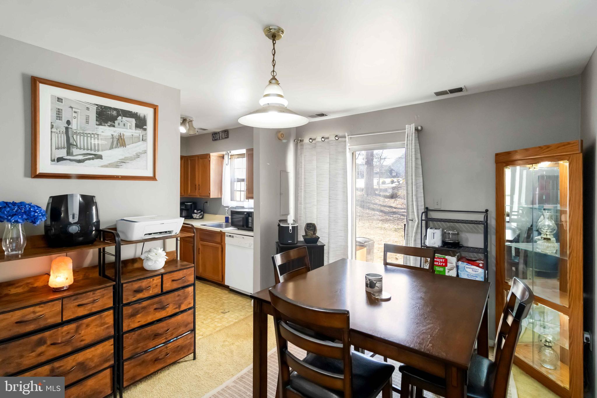 LEXINGTON WOODS - Residential