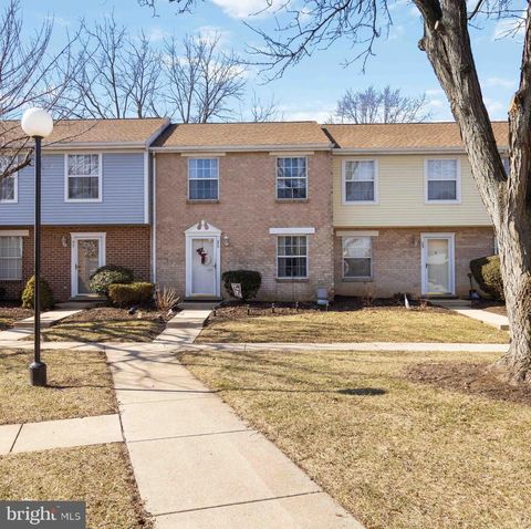 26 WILLIAMSTOWN CIRCLE 26 YORK PA 17404