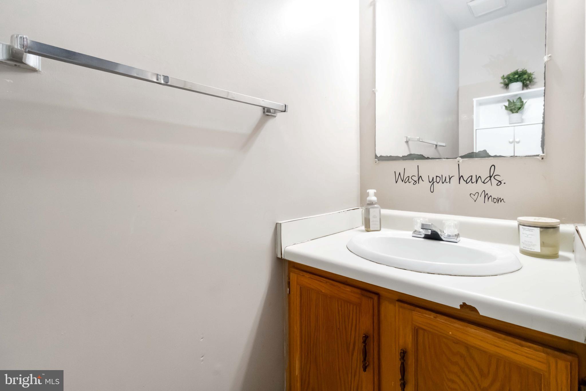 LEXINGTON WOODS - Residential