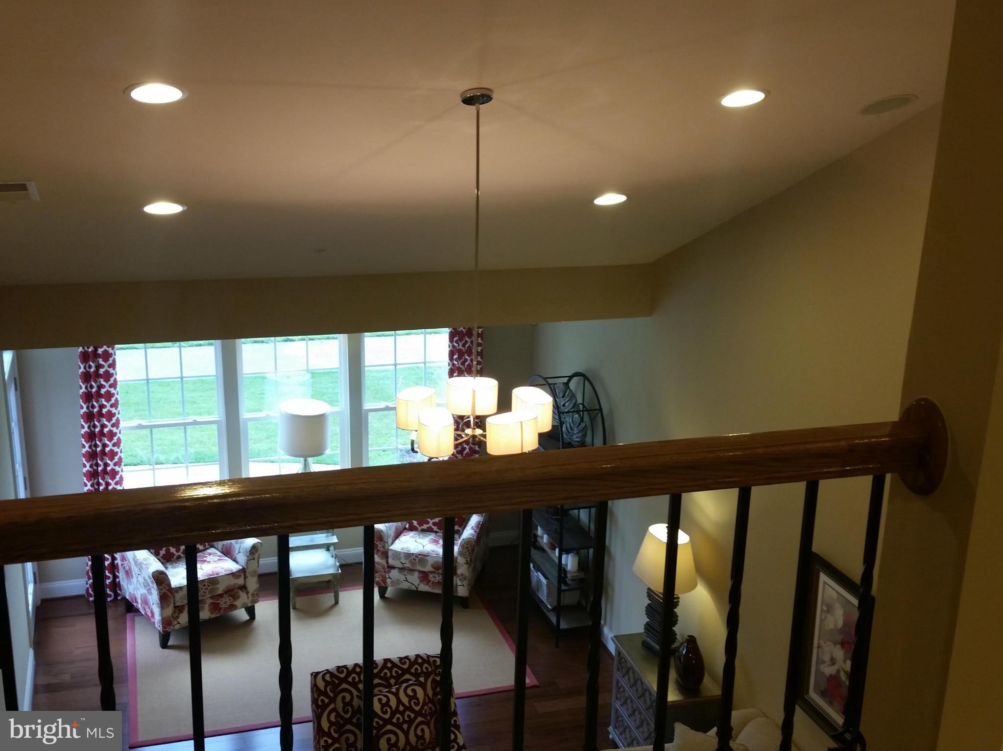 COLONIAL CHARLES - Residential