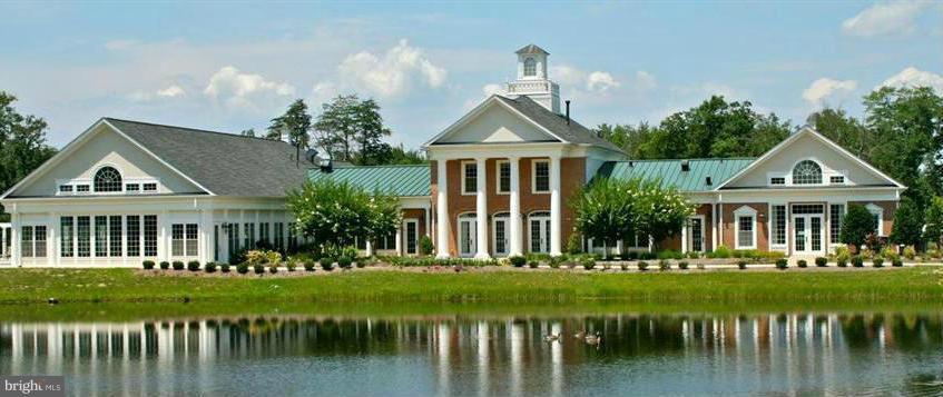 COLONIAL CHARLES - Residential