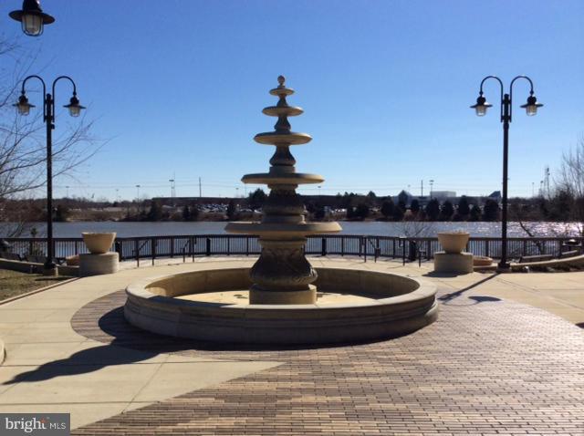 COLONIAL CHARLES - Residential