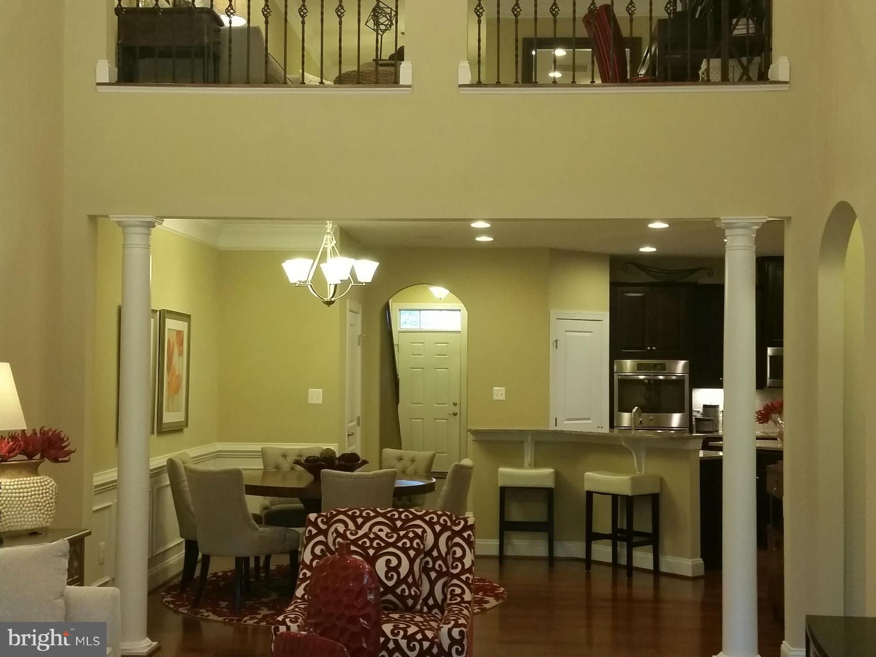 COLONIAL CHARLES - Residential