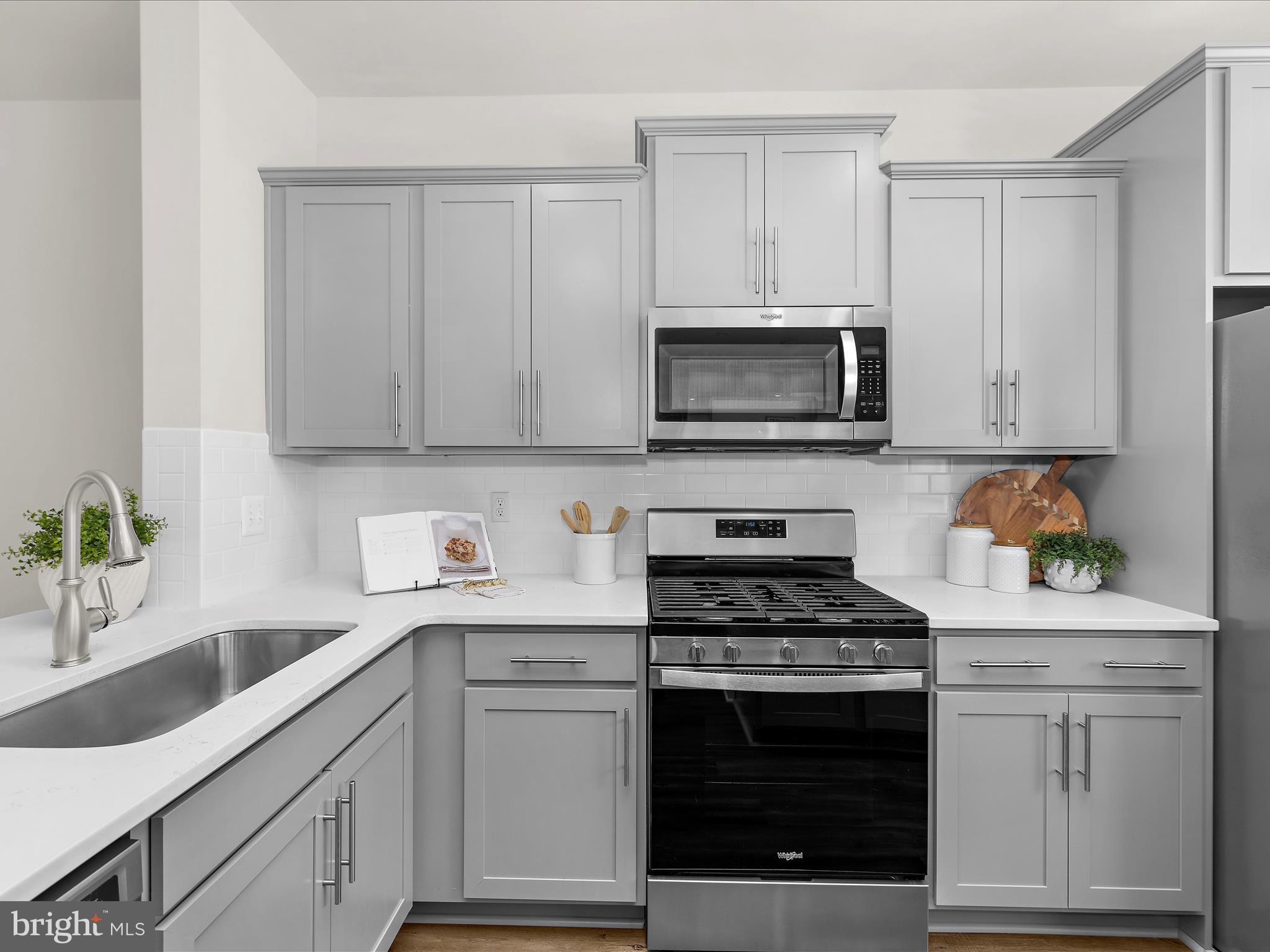 THE COVE - Residential