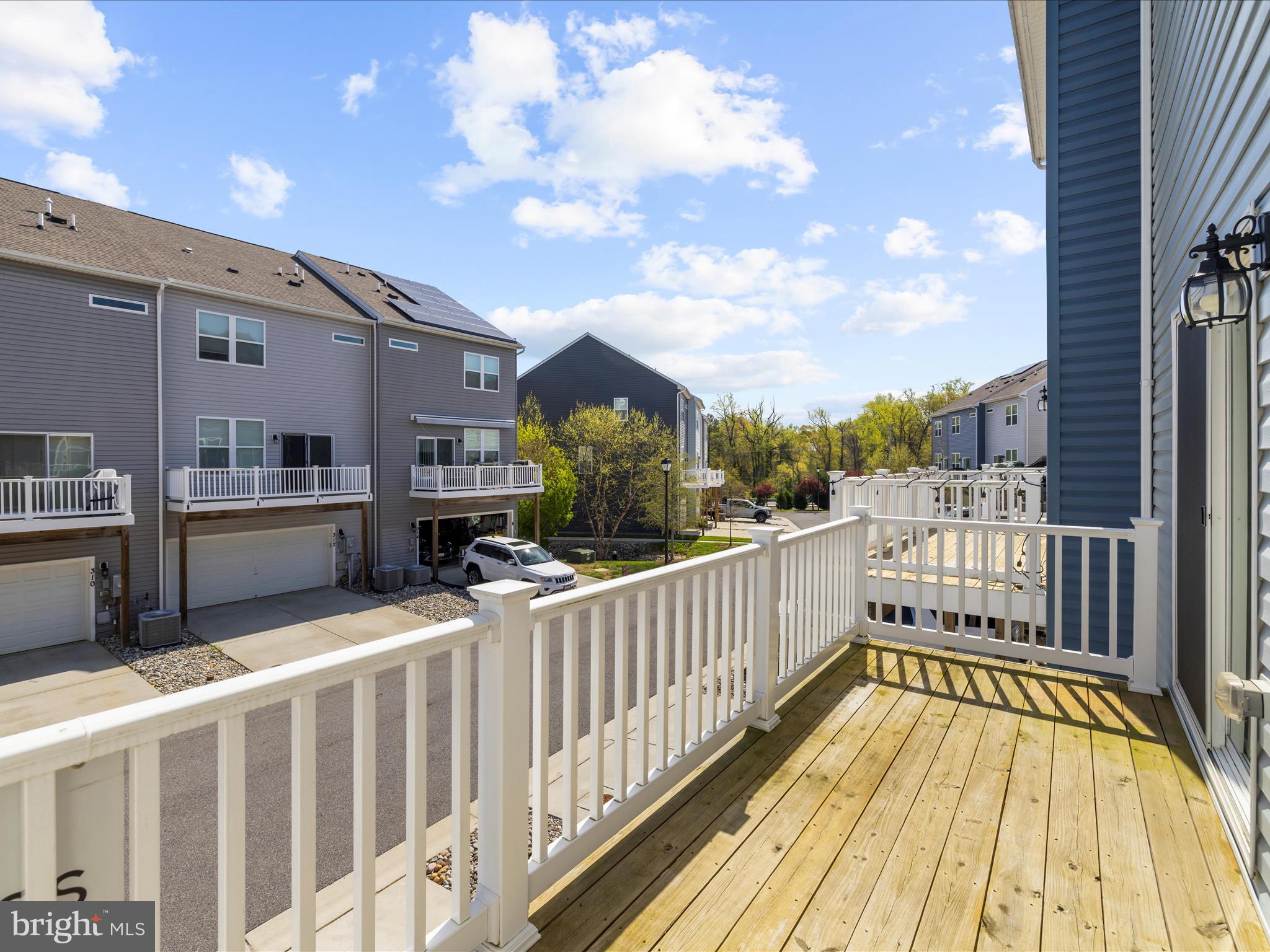 THE COVE - Residential