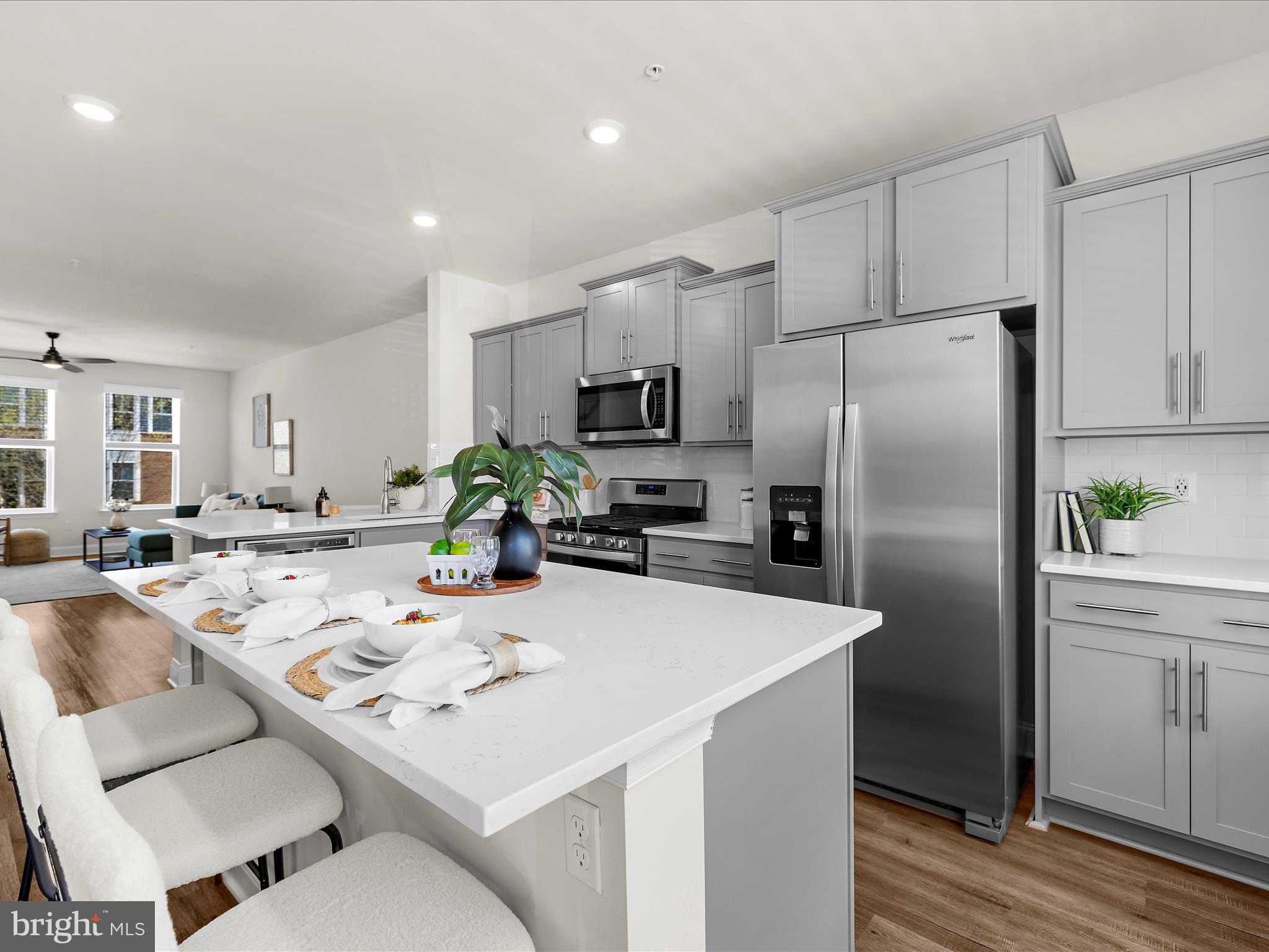 THE COVE - Residential