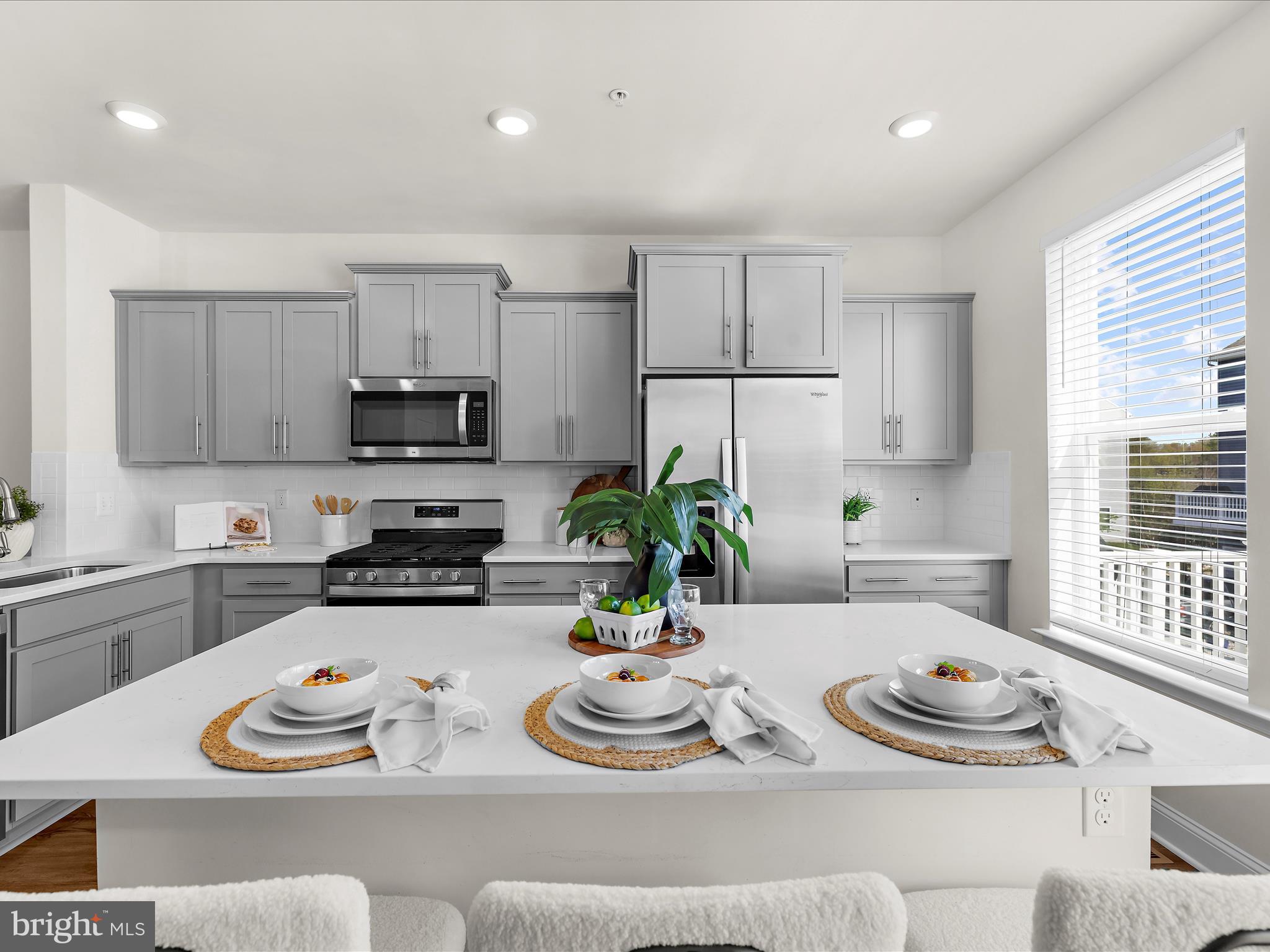 THE COVE - Residential