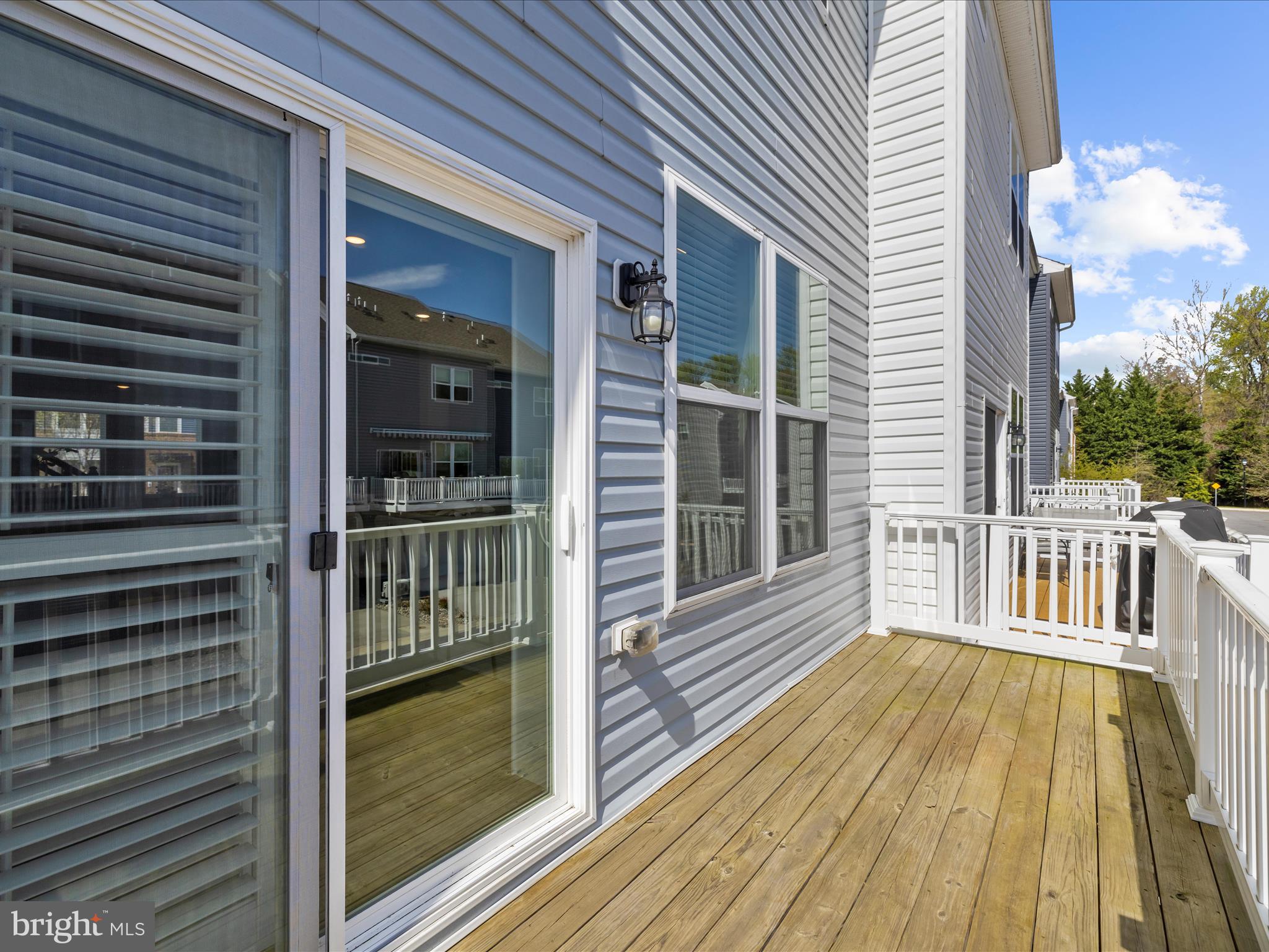 THE COVE - Residential