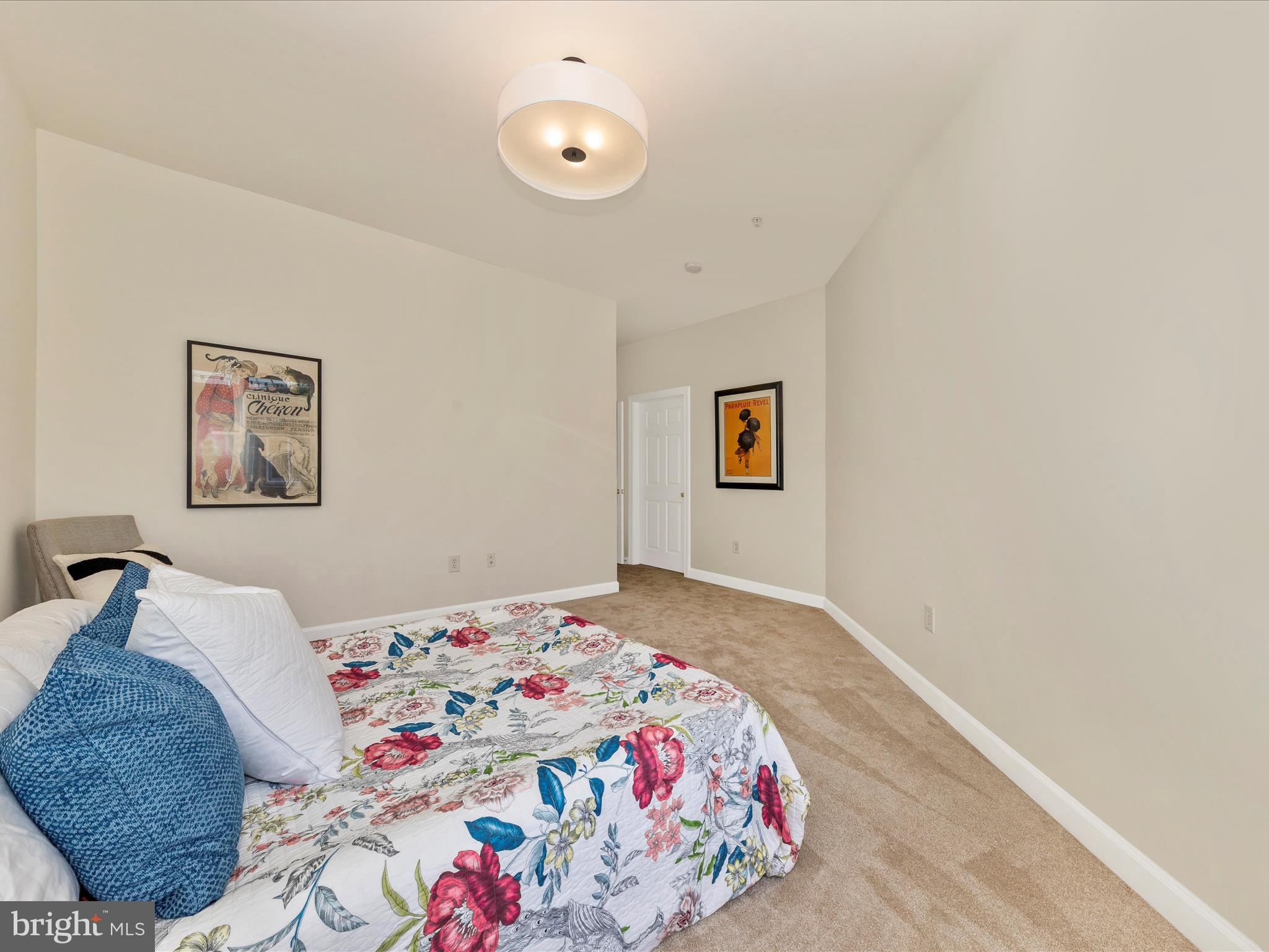 MAXWELL PLACE - Residential