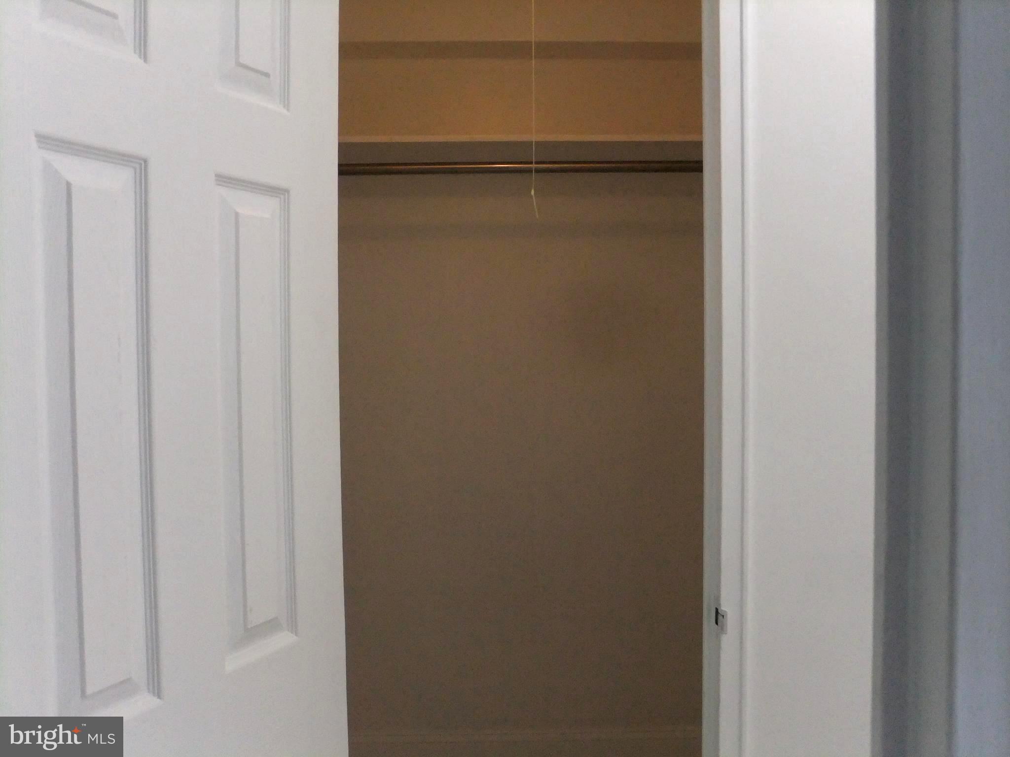 OAK HILL - Residential Lease