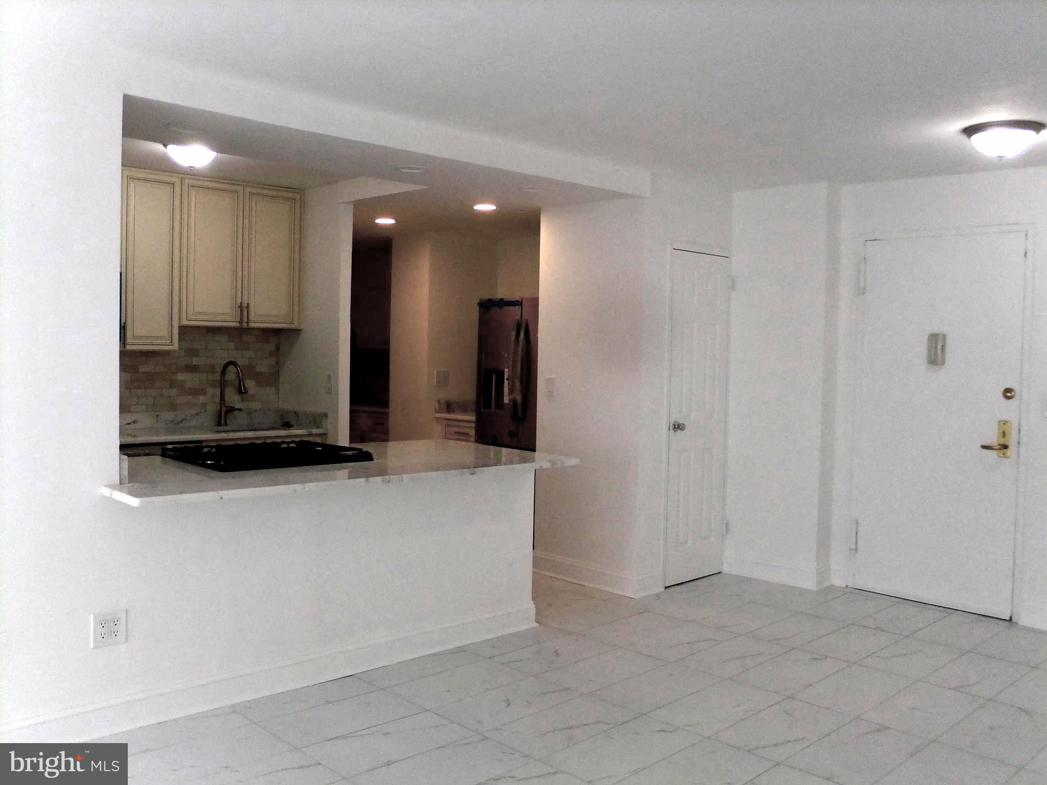 OAK HILL - Residential Lease