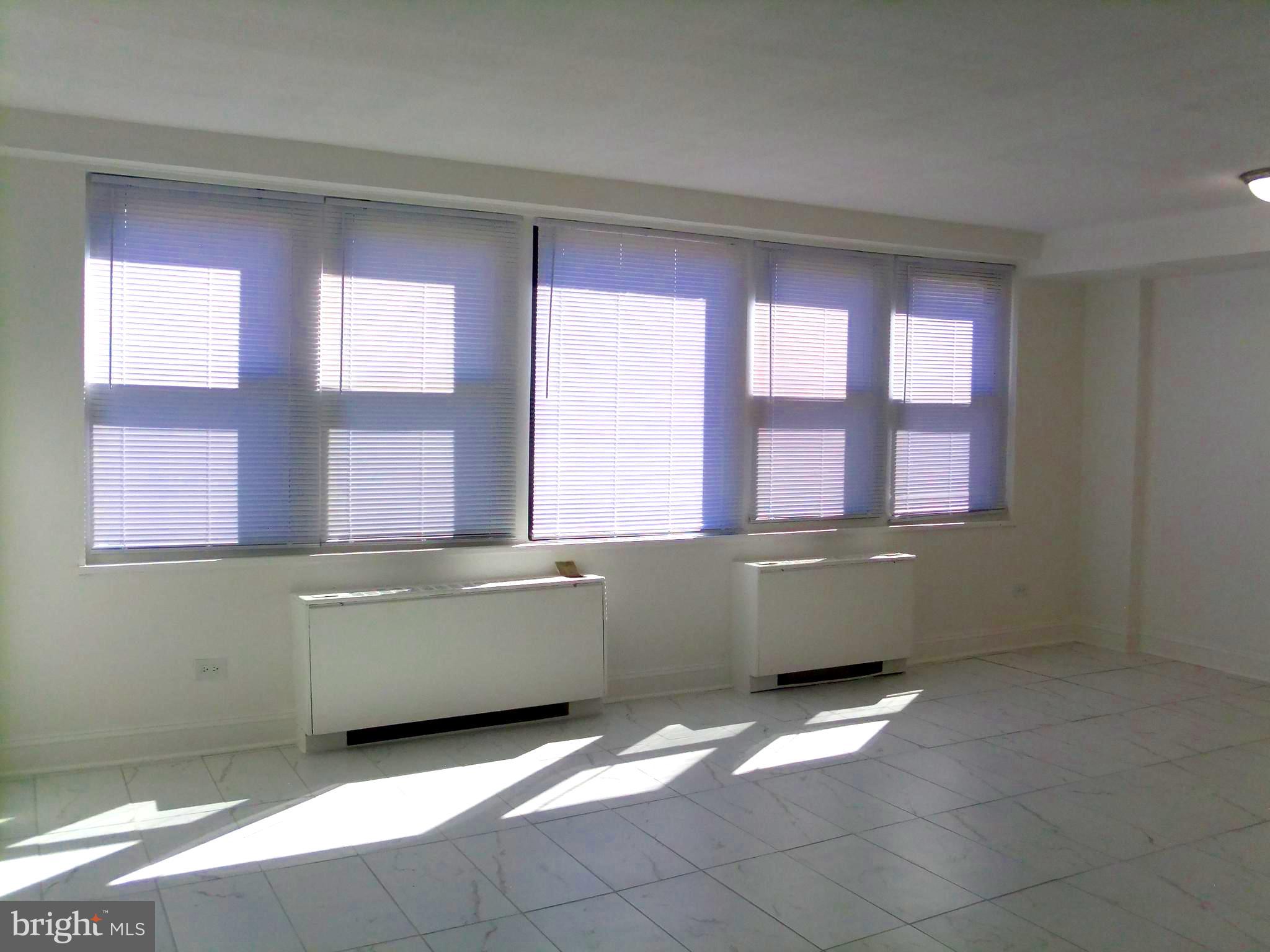 OAK HILL - Residential Lease