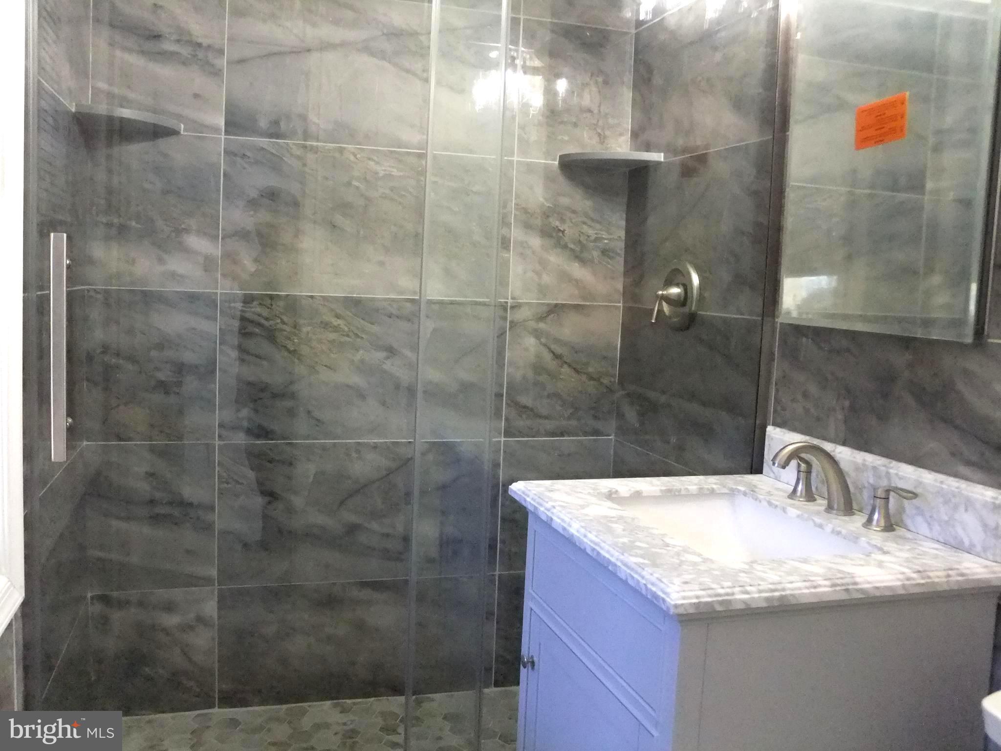 OAK HILL - Residential Lease