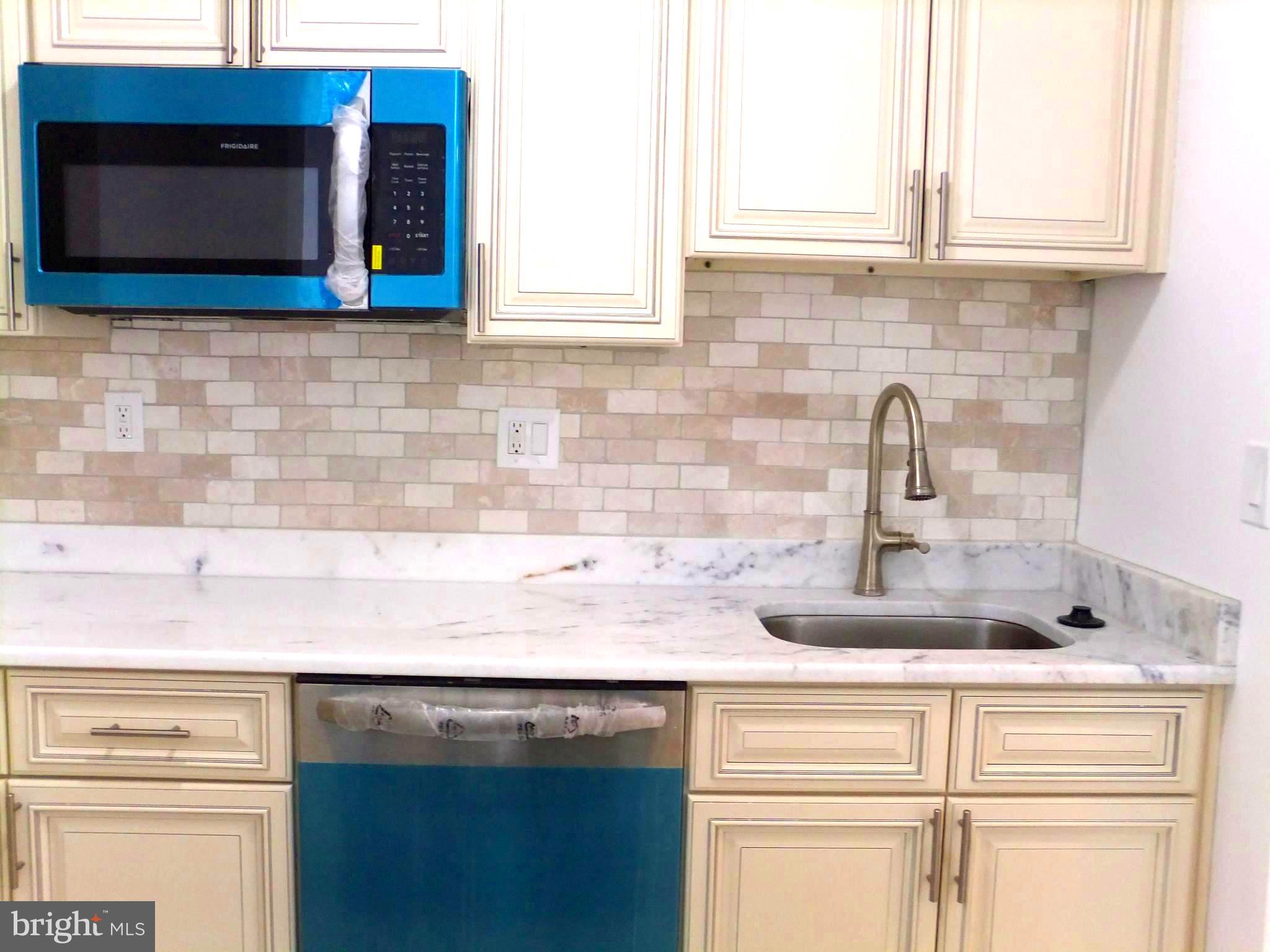 OAK HILL - Residential Lease