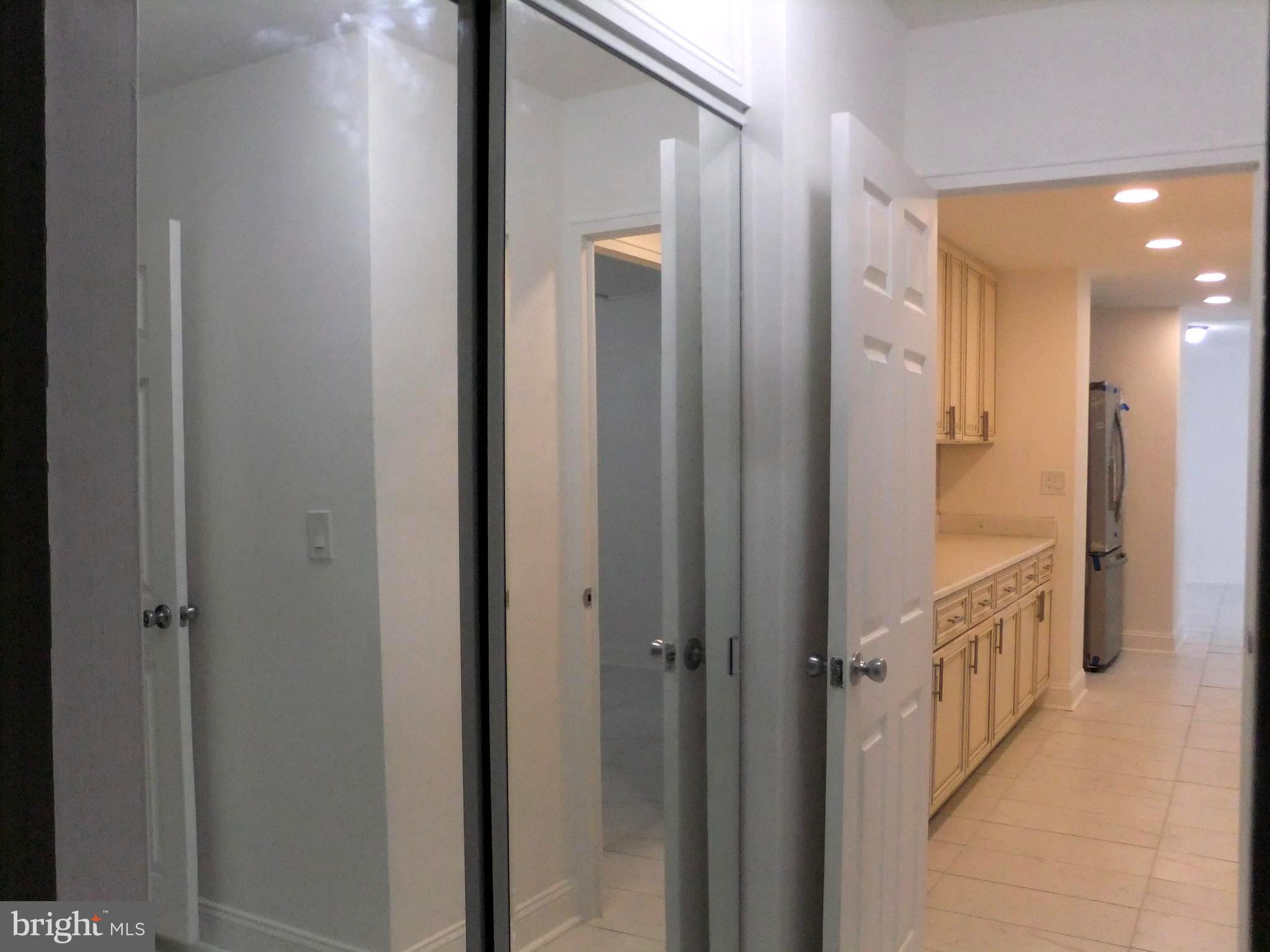 OAK HILL - Residential Lease