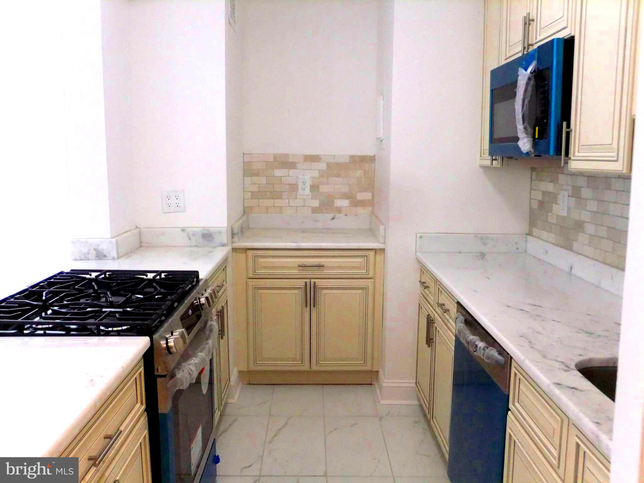 OAK HILL - Residential Lease