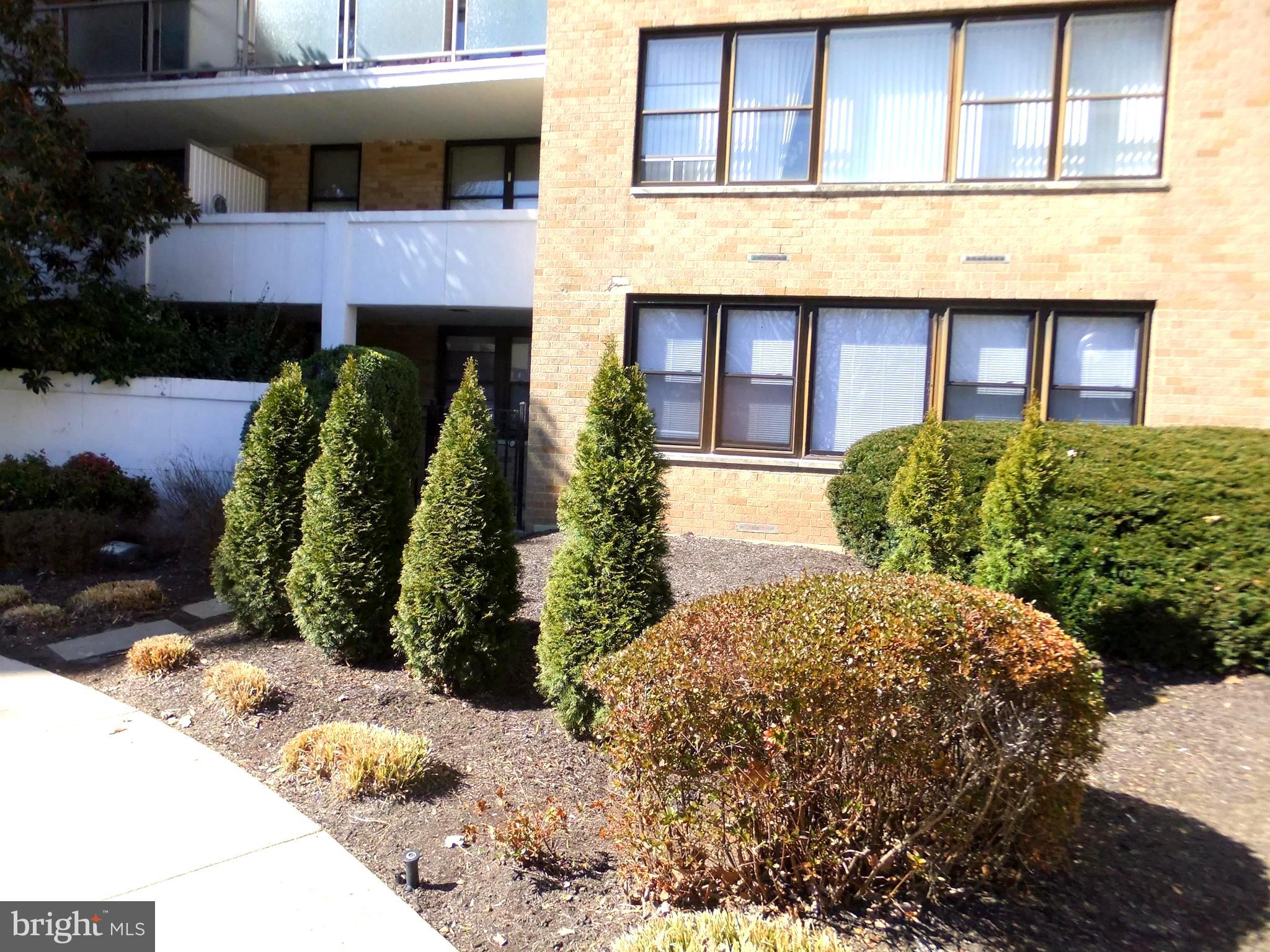 OAK HILL - Residential Lease