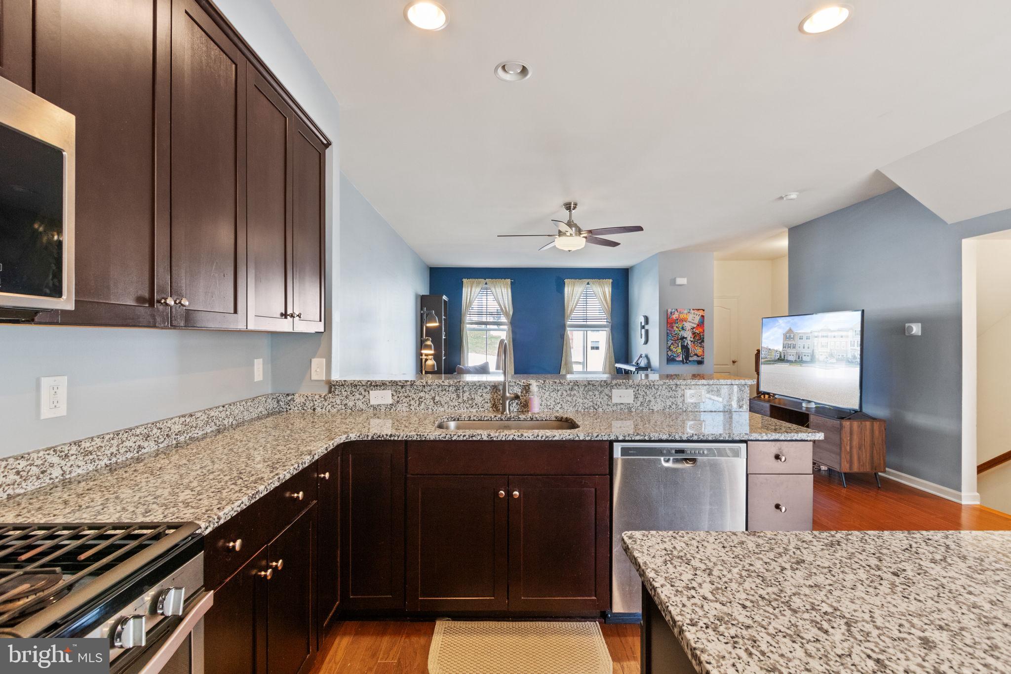 SUMMERFIELD - Residential