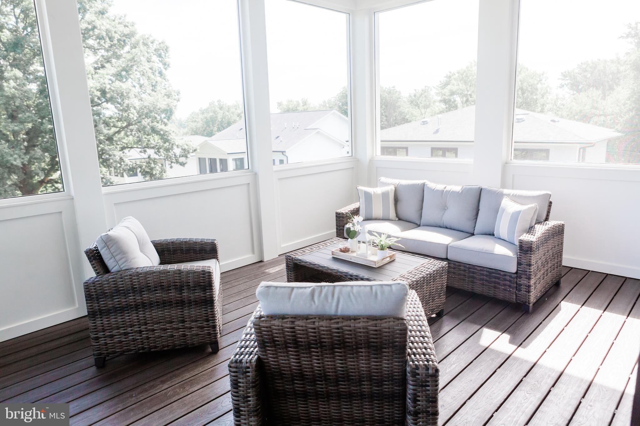 WILLOW RUN - Residential