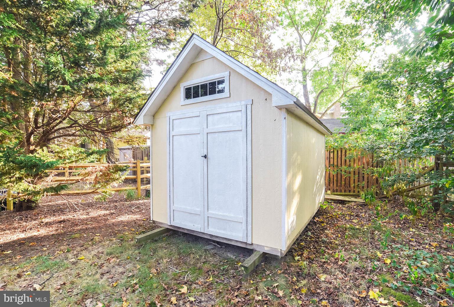 HAMPSHIRE - Residential