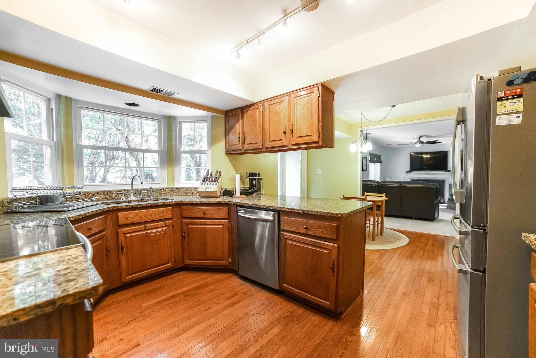 HAMPSHIRE - Residential