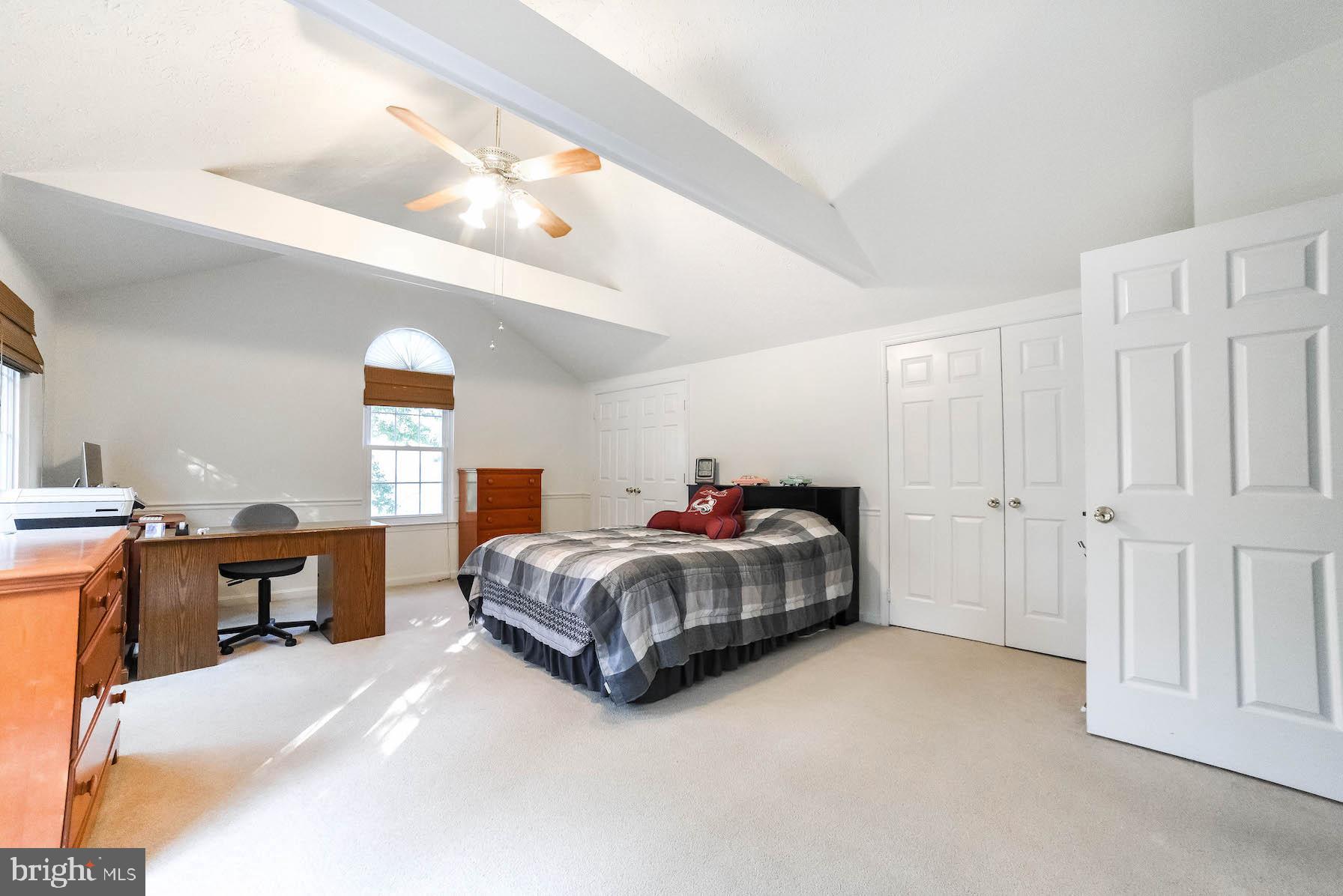 HAMPSHIRE - Residential