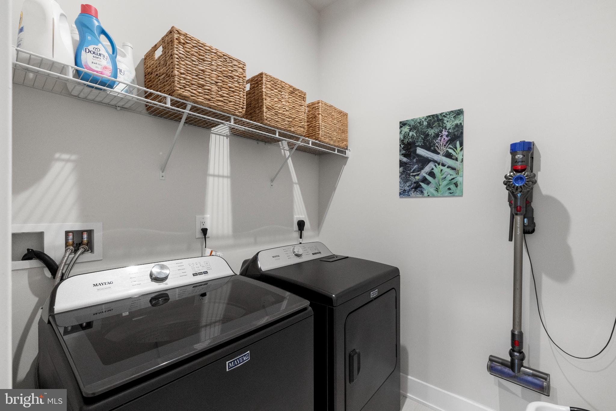 METRO WALK AT MOOREFIELD STATION - Residential