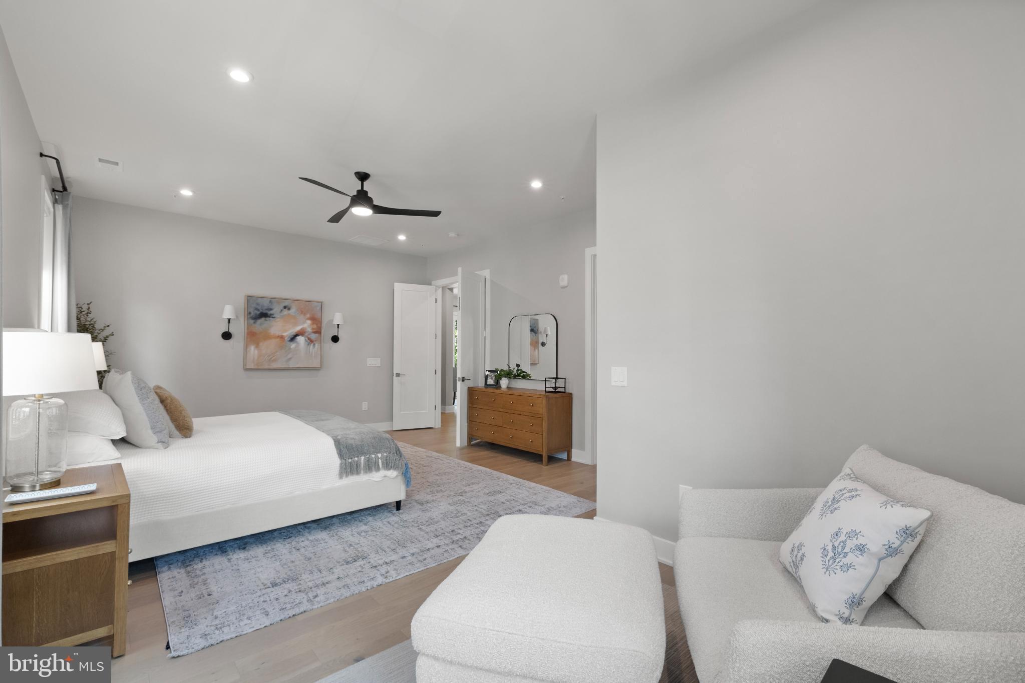 METRO WALK AT MOOREFIELD STATION - Residential