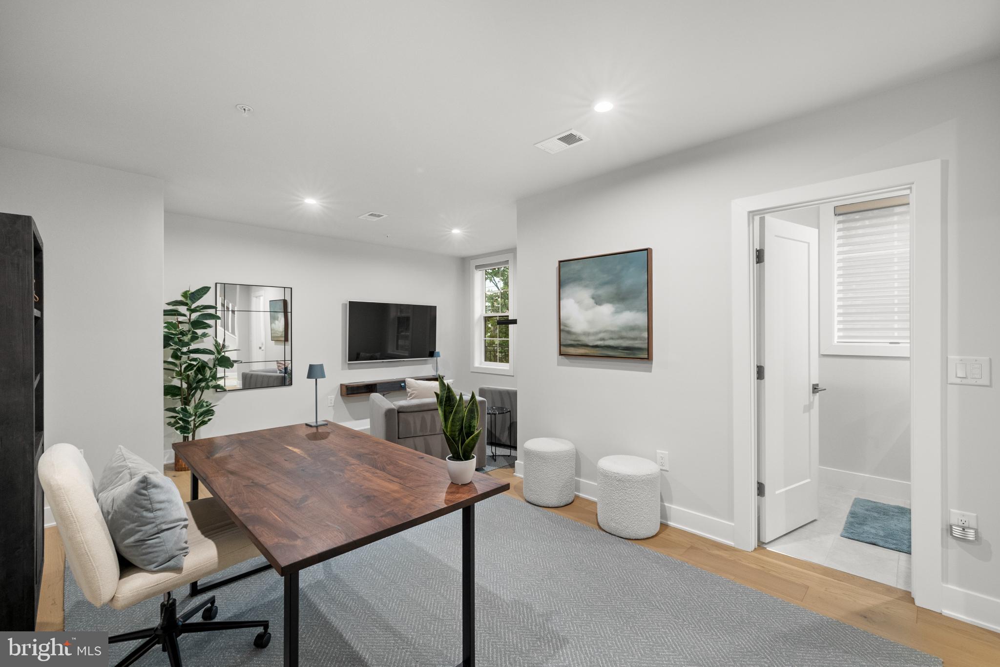 METRO WALK AT MOOREFIELD STATION - Residential