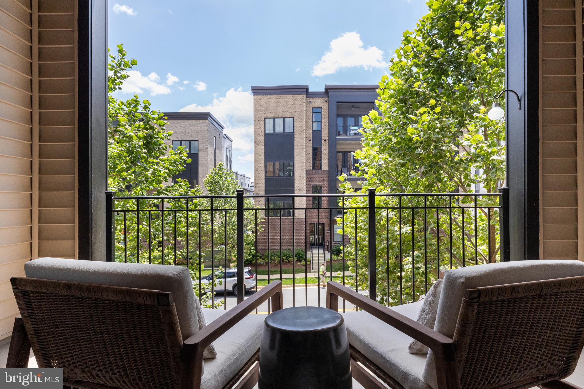 METRO WALK AT MOOREFIELD STATION - Residential