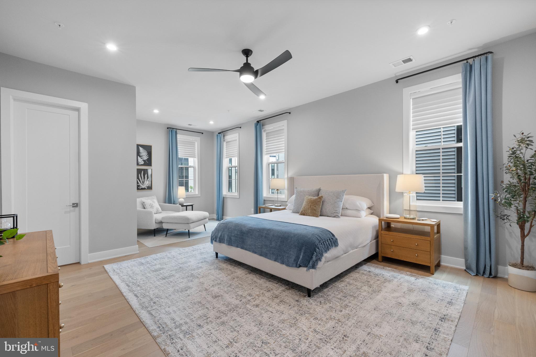 METRO WALK AT MOOREFIELD STATION - Residential