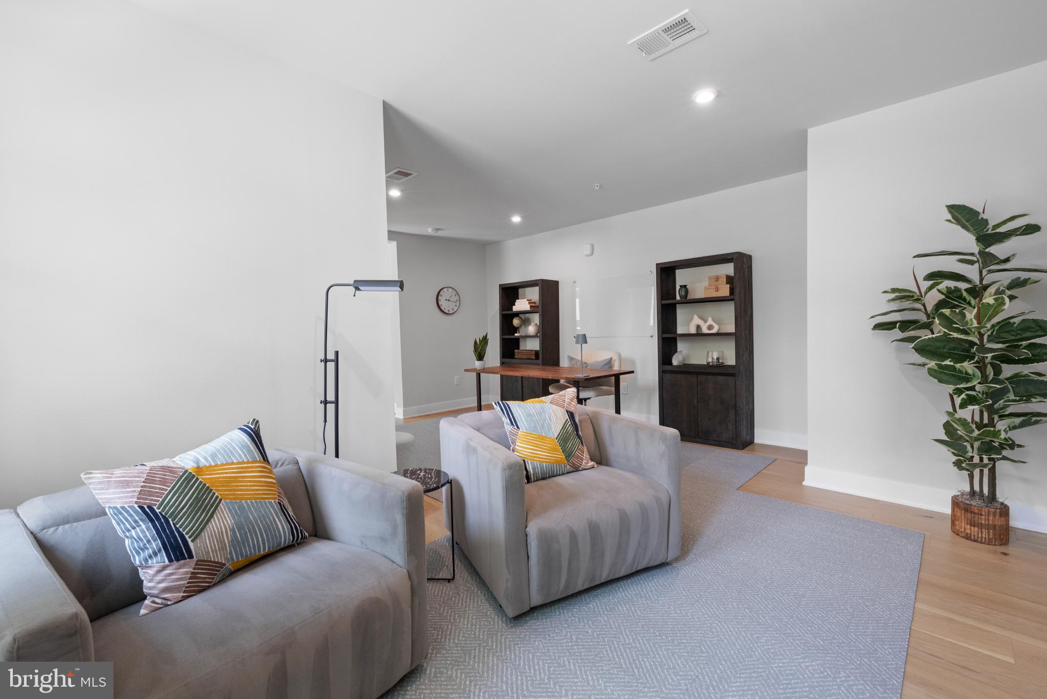 METRO WALK AT MOOREFIELD STATION - Residential