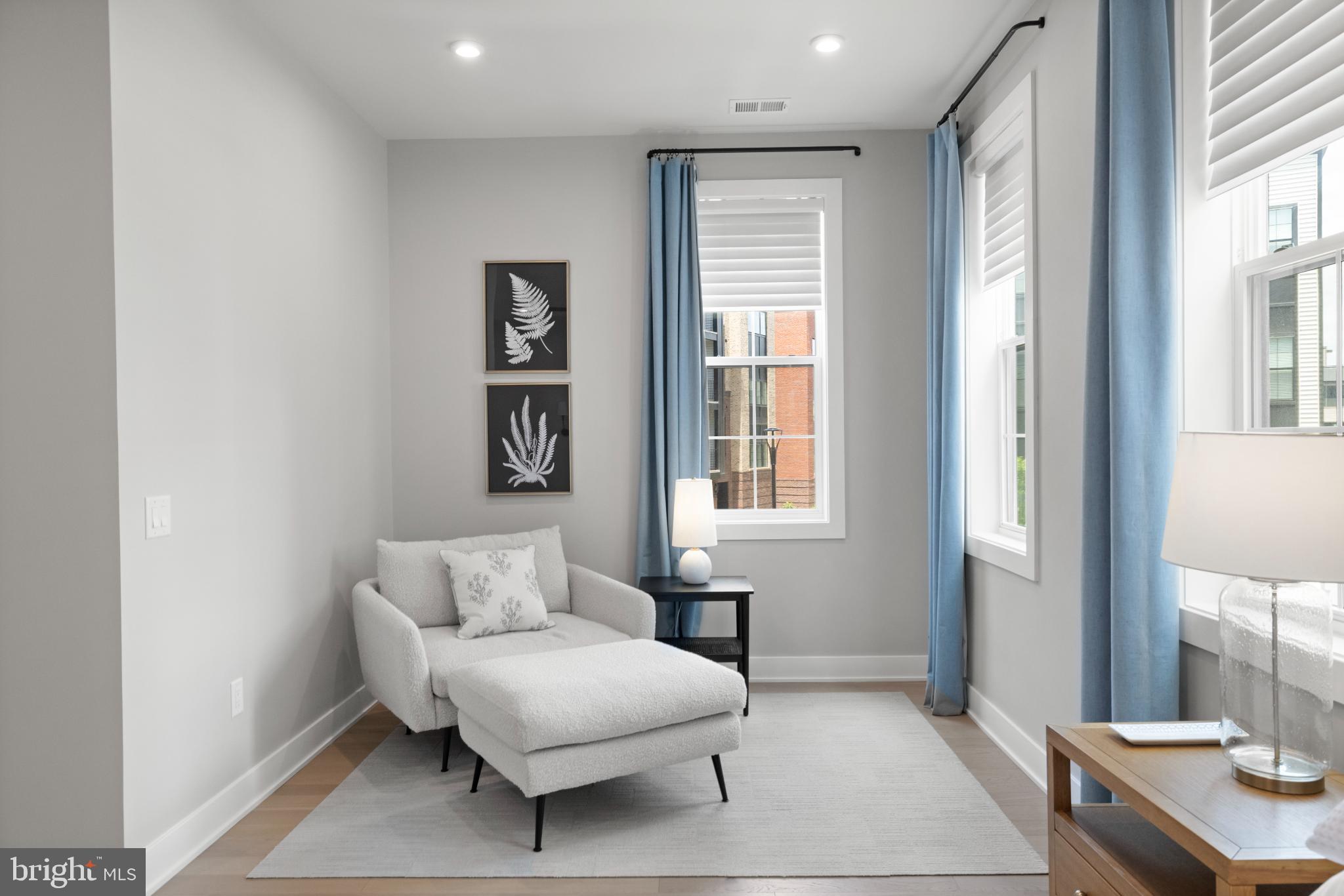 METRO WALK AT MOOREFIELD STATION - Residential