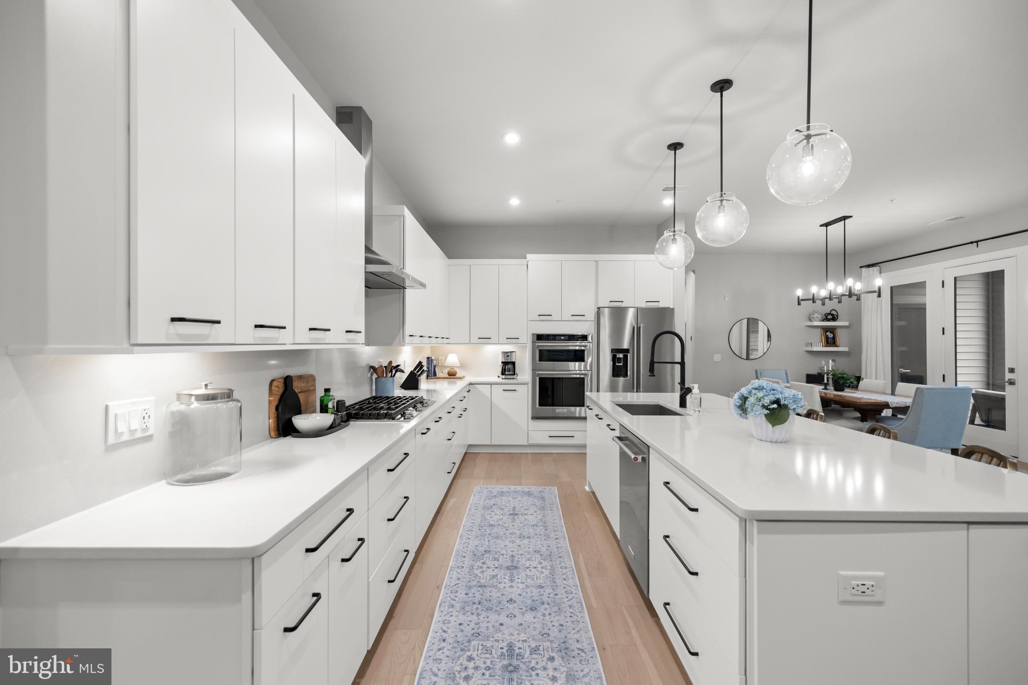 METRO WALK AT MOOREFIELD STATION - Residential