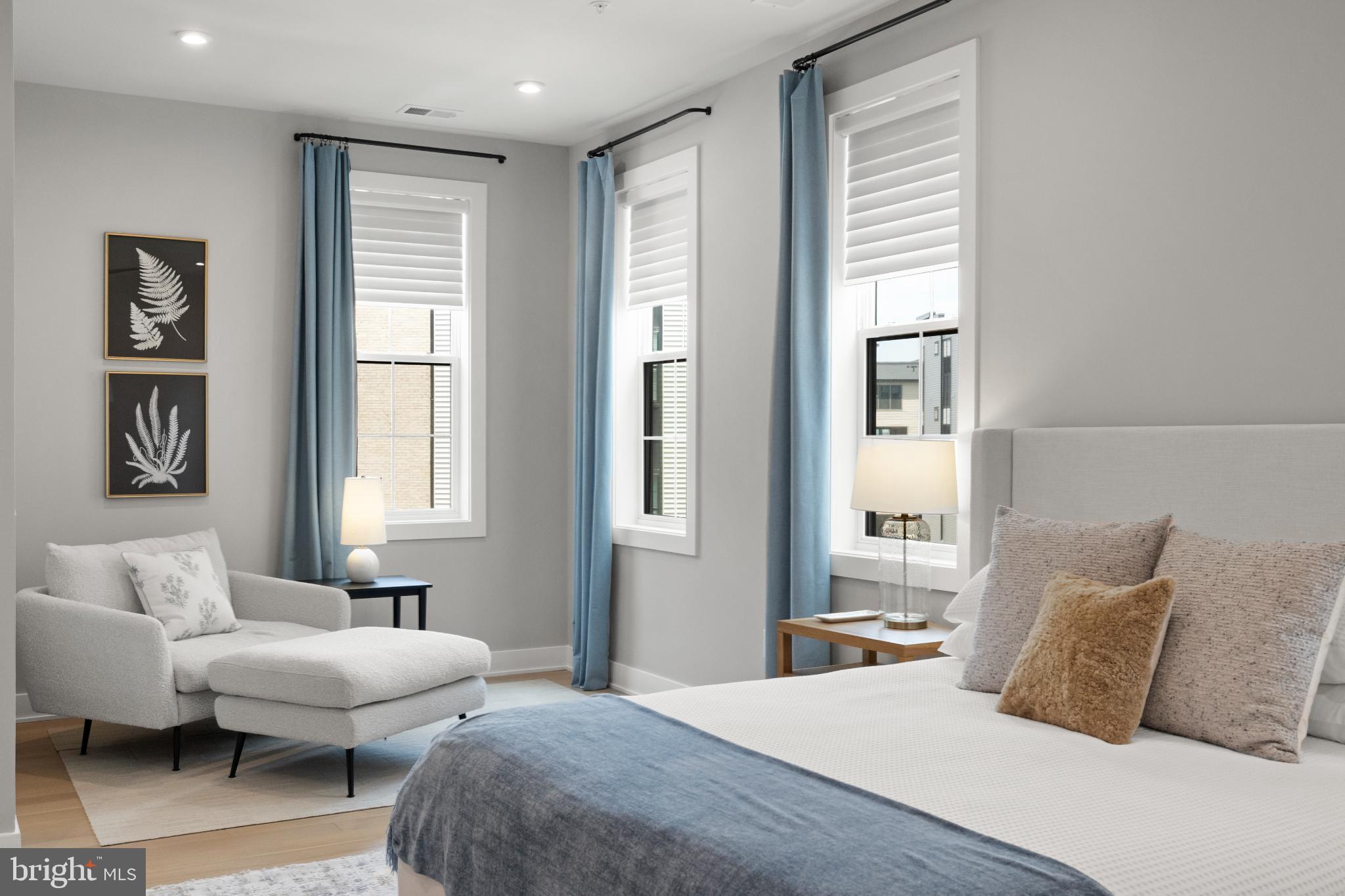 METRO WALK AT MOOREFIELD STATION - Residential