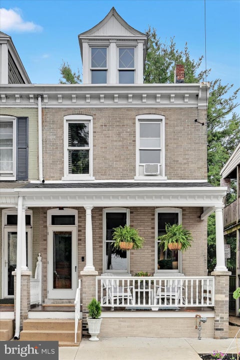 Townhouse For Sale - 113 Nevin Street<br/> Lancaster County, LANCASTER, PA 17603