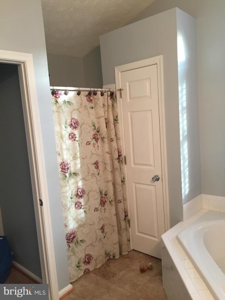 OAKHURST - Residential