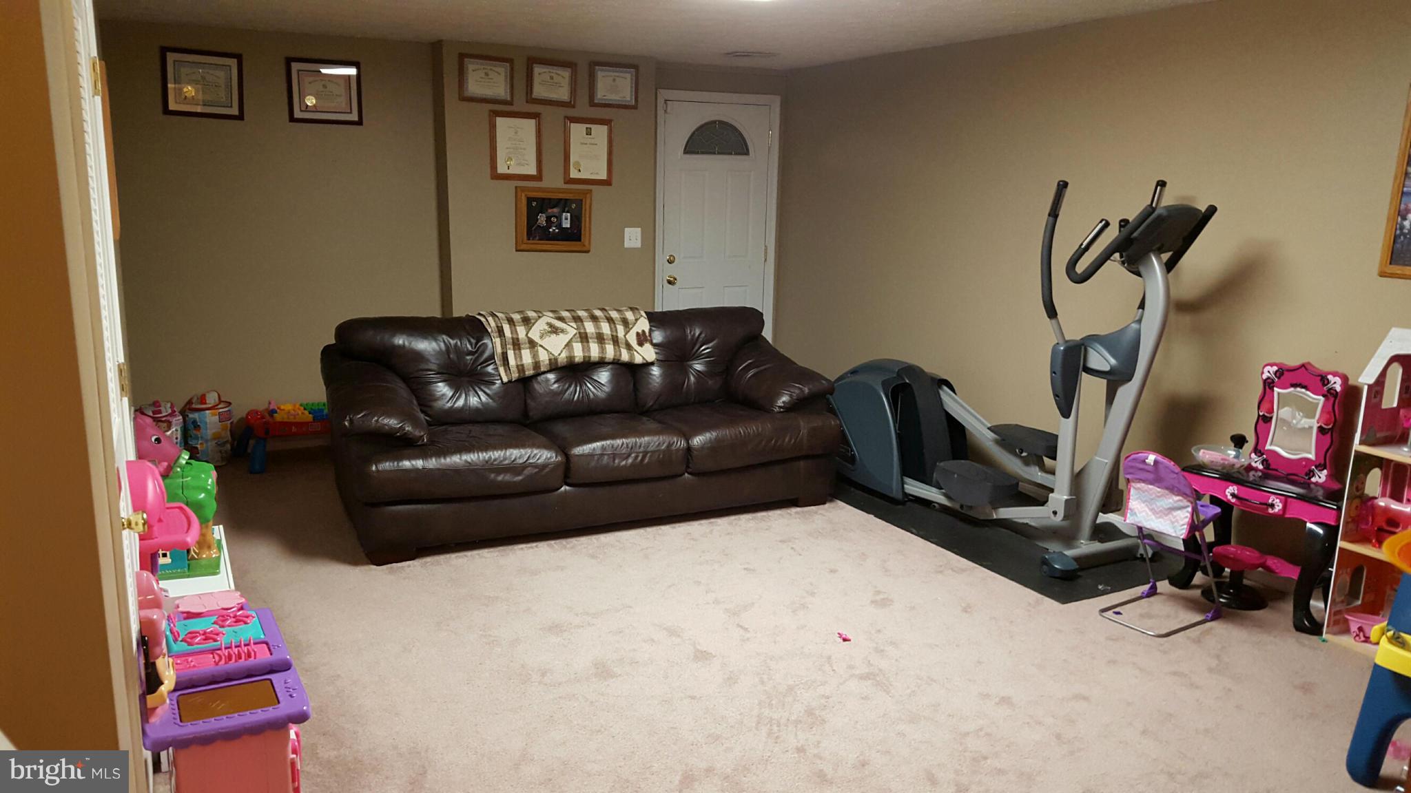 OAKHURST - Residential