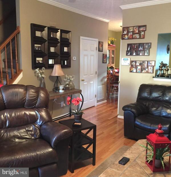 OAKHURST - Residential