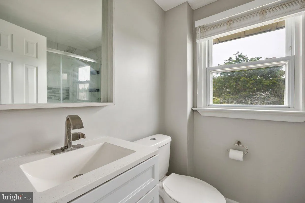 Pennsauken, New Jersey 08109, United States, 3 Bedrooms Bedrooms, ,2 BathroomsBathrooms,Residential,Contingent,126780