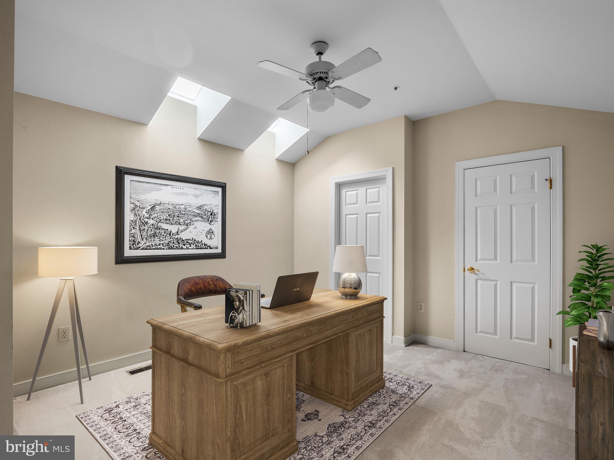 QUINCE ORCHARD KNOLLS - Residential