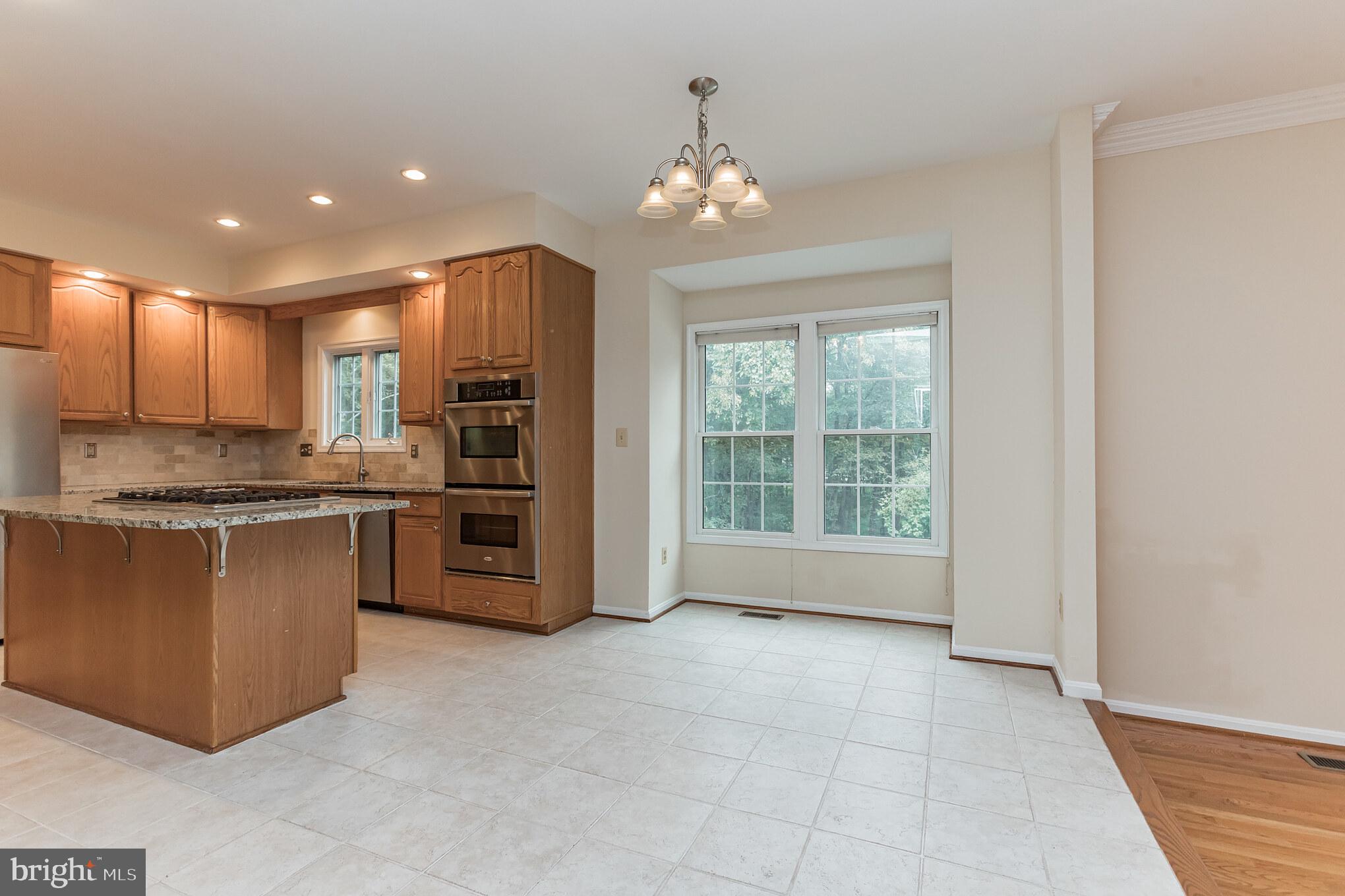 WILLOWS OF POTOMAC - Residential Lease