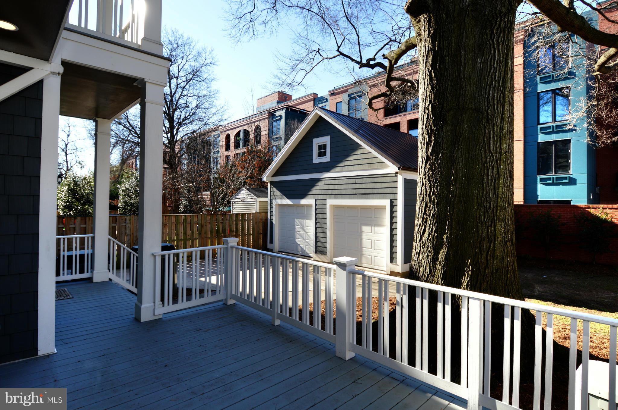 LYON PARK - Residential