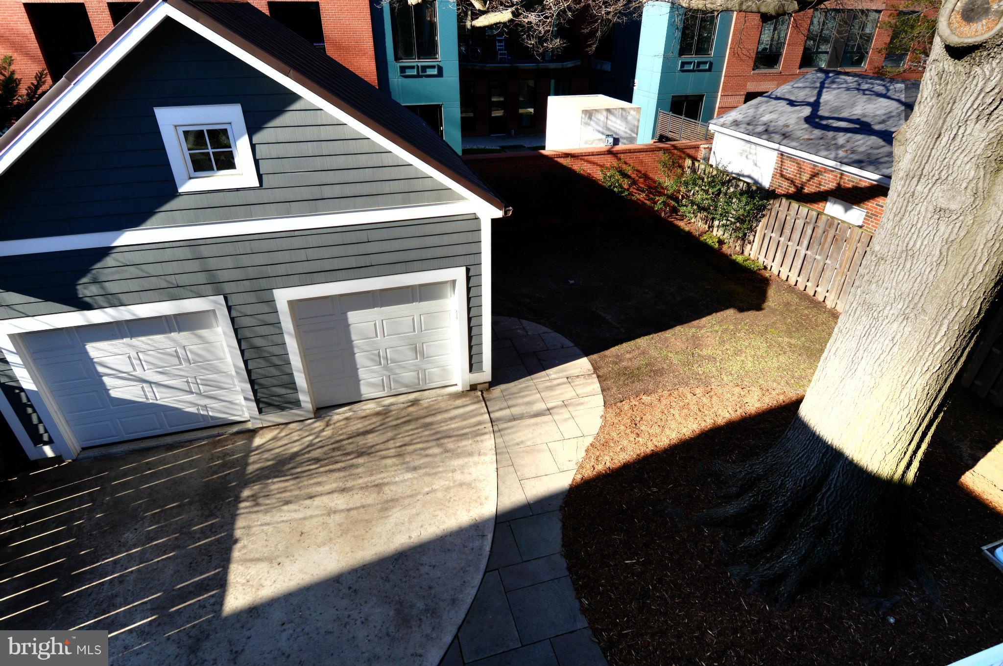 LYON PARK - Residential