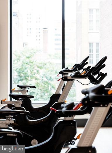 WASHINGTON SQ - Residential Lease