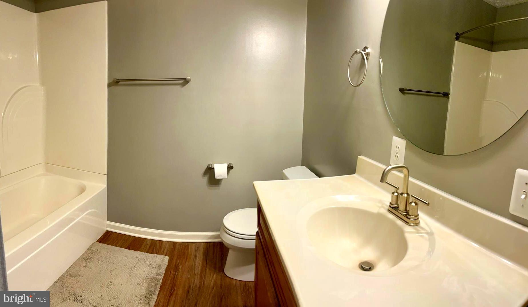 THE PINES - Residential